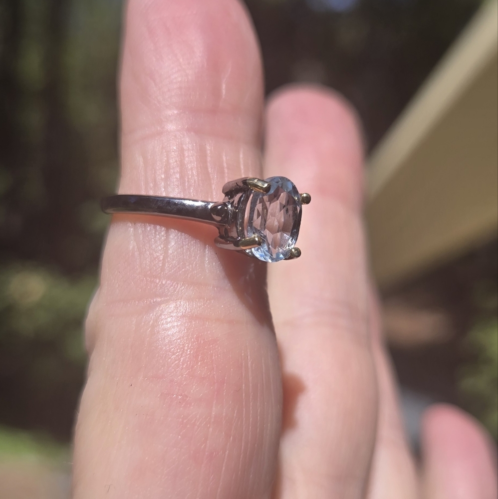 Blue Naturak Topaz 4k Sterling Rhodium & Gold Ring Sz5.5 - Picture 7 of 10